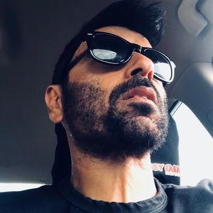 Meet your Posher, Jay